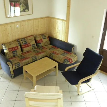 Large With Magnificent Views *